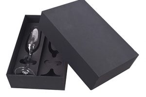 高(gāo)腳玻璃杯紙(zhǐ)內(nèi)托 紅(hóng)酒杯黑(hēi)卡紙(zhǐ)內(nèi)卡